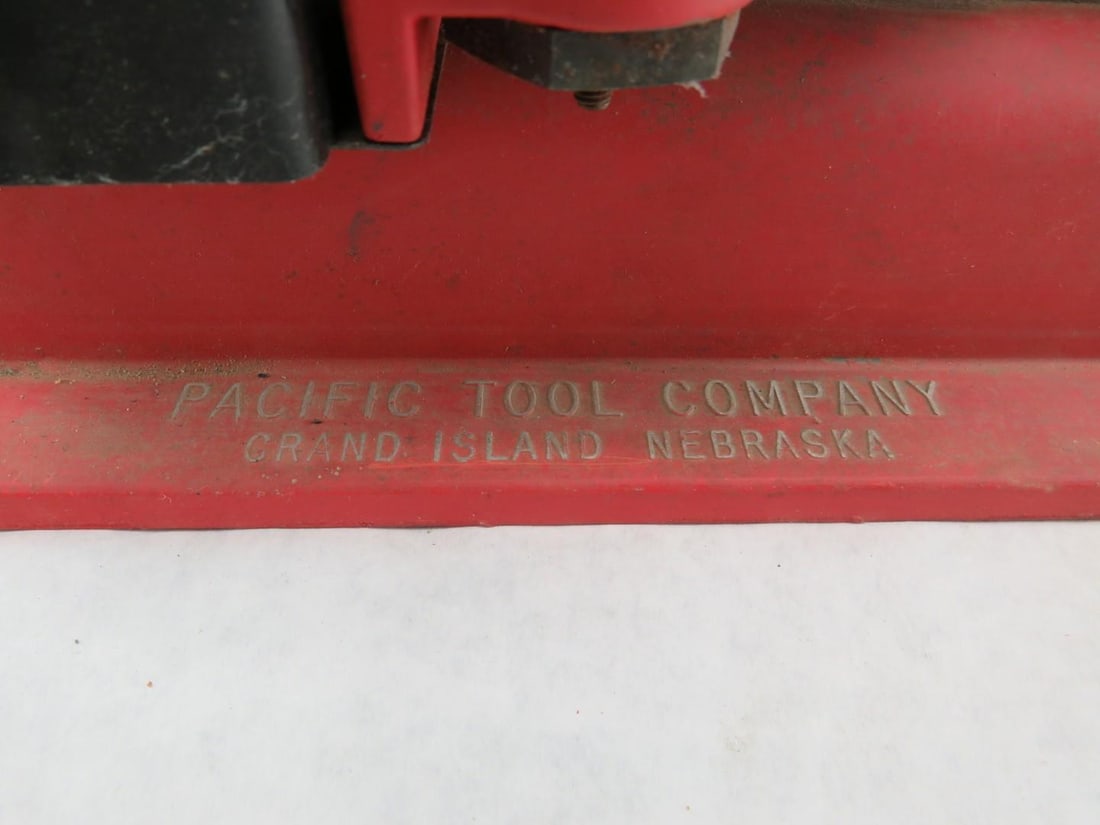 Pacific 336 12 Ga. Shotgun Shell Reloading Press - 2