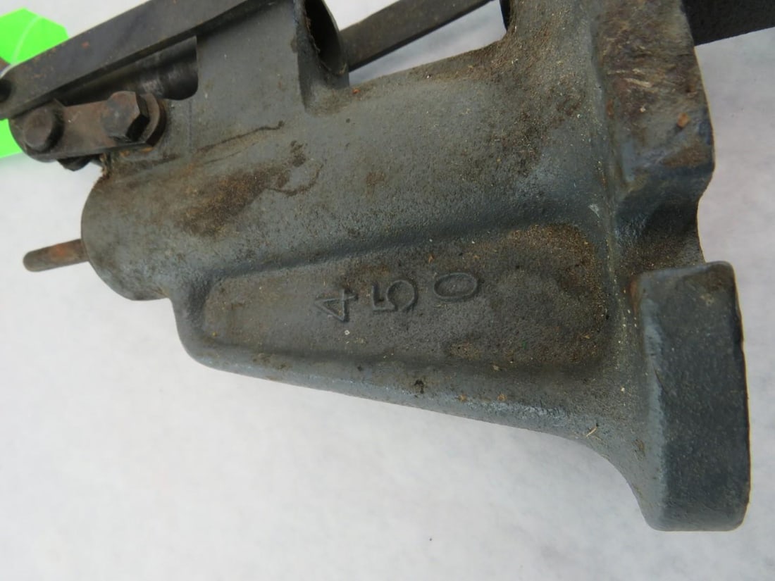 Lyman 450 Reloading Press - 4