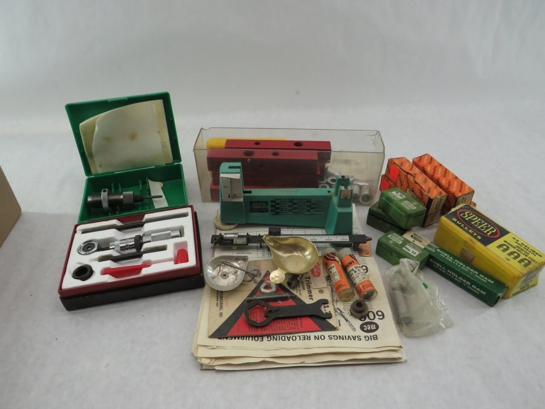 Reloading Accessories: incl.: MEC Parts; RCBS Scale; Lyman Shell Sizers .243, .30-06, .222, .308; Lyman Sizing Dies .410, .308;