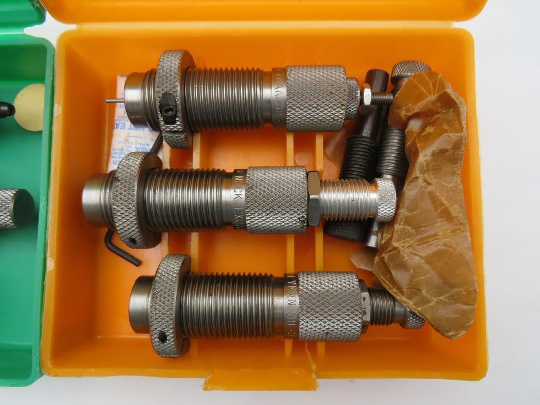 (4) Sets of Reloading Dies - 7