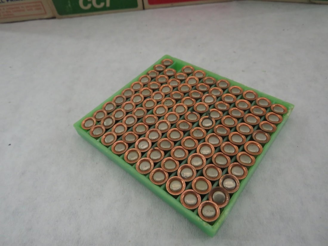 (4400+/-) Shotgun Shell Primers - 7