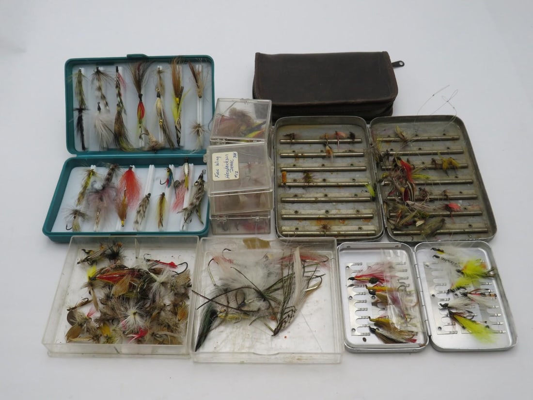 Lot of Fishing Flies (1 of 6)