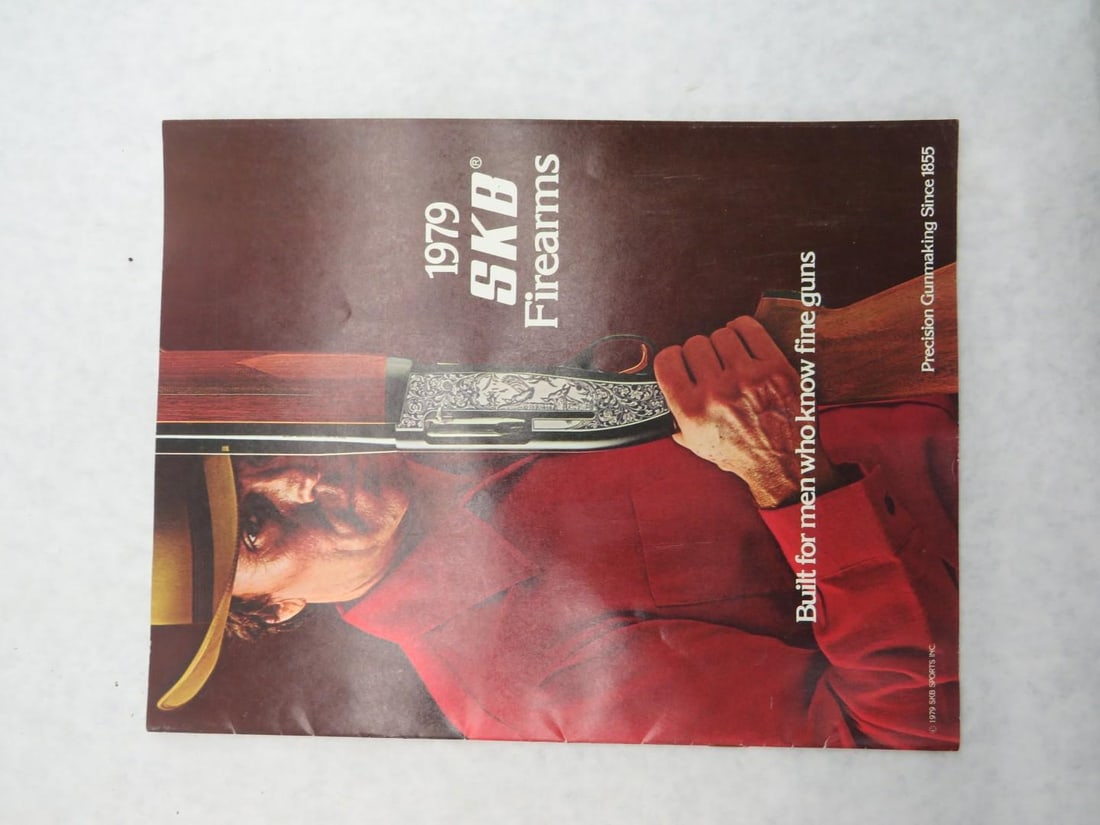 (50+) Vintage Gun and Sporting Catalogs and Ephemera - 11
