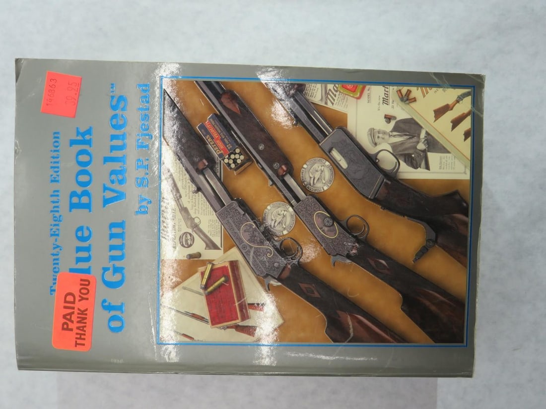 (40+) Gun Related Books and Ephemera - 11