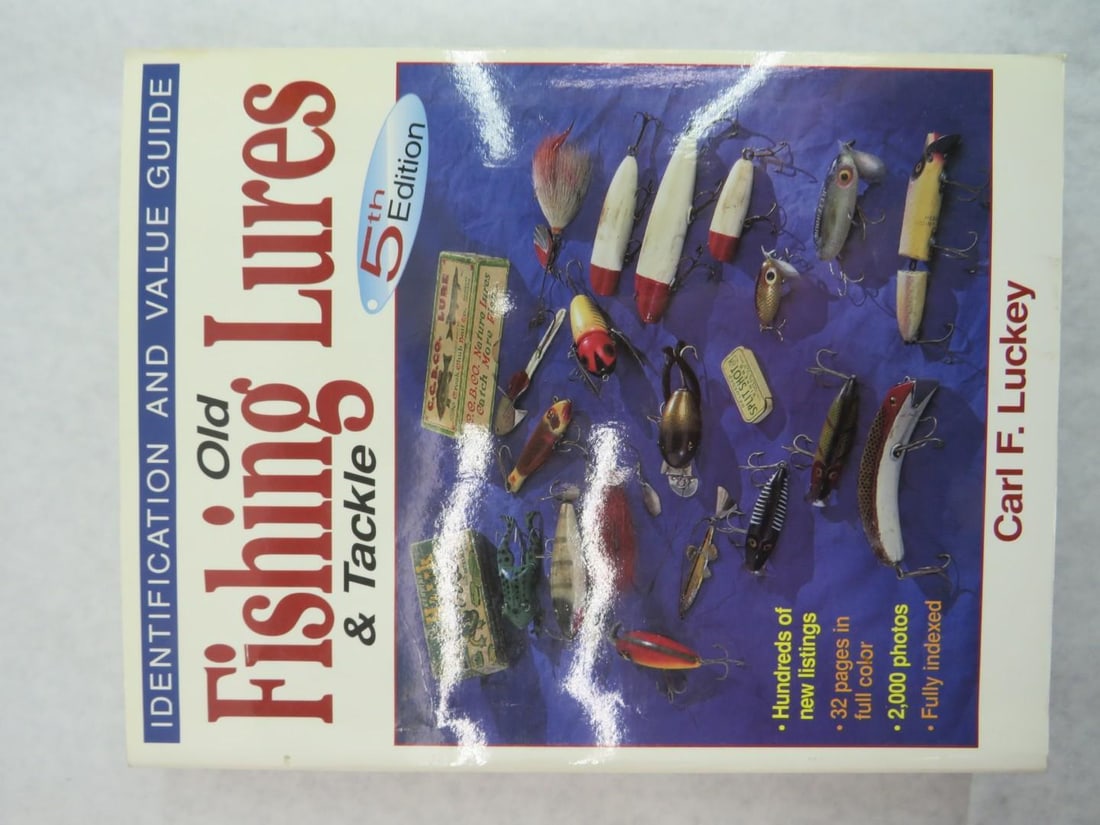 (22+) Fishing and Gun Related Books and Ephemera - 10
