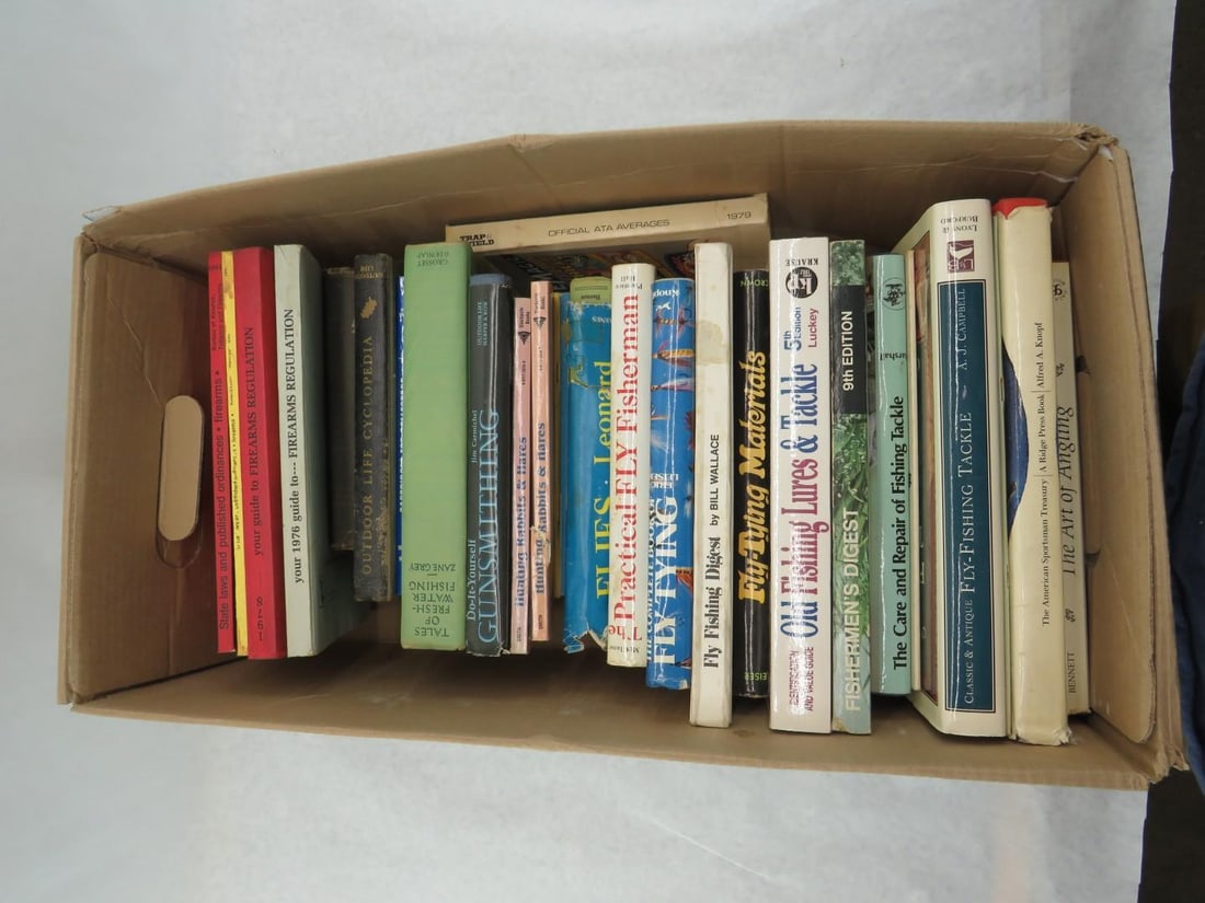 (22+) Fishing and Gun Related Books and Ephemera - 2