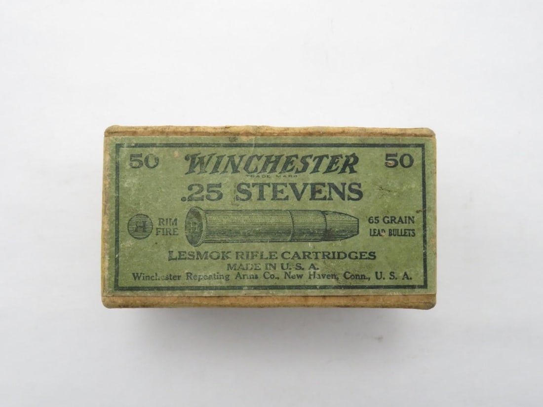 Antique Winchester Two Piece .25 Stevens Cartridge Box: with (1) cartridge 