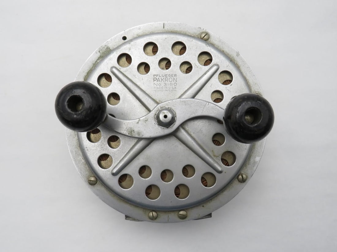 Vintage Pflueger Pakron 3180 Reel - 3