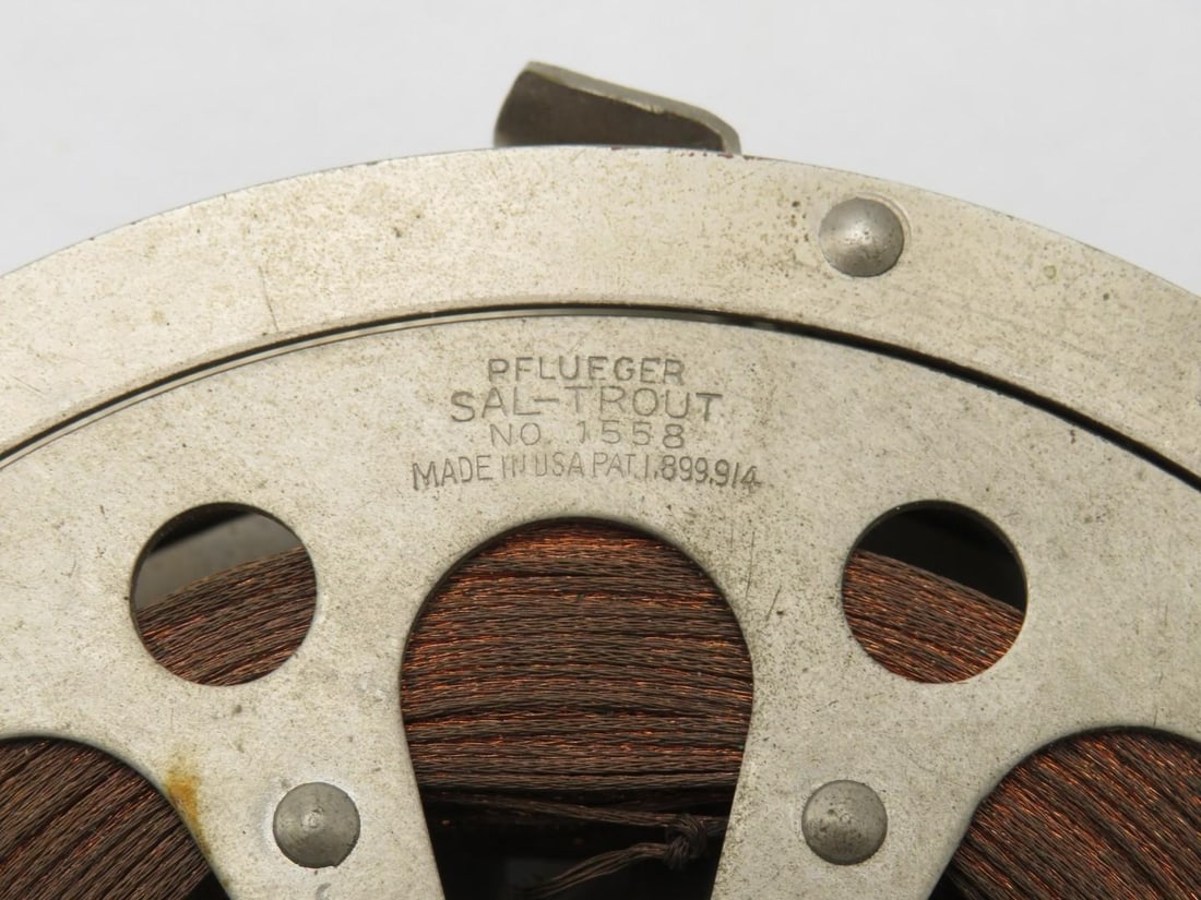 Vintage Pflueger Sal-Trout 1558 Reel - 4