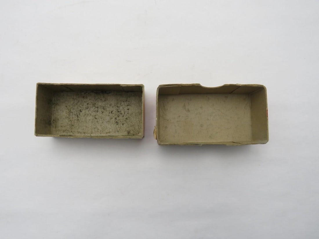 Antique Winchester Two Piece .32 Long Cartridge Box - 3