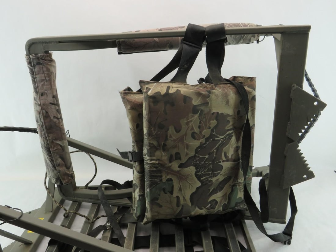 API Outdoors GS 2500 MS Grandstand Supreme Tree Stand - 16