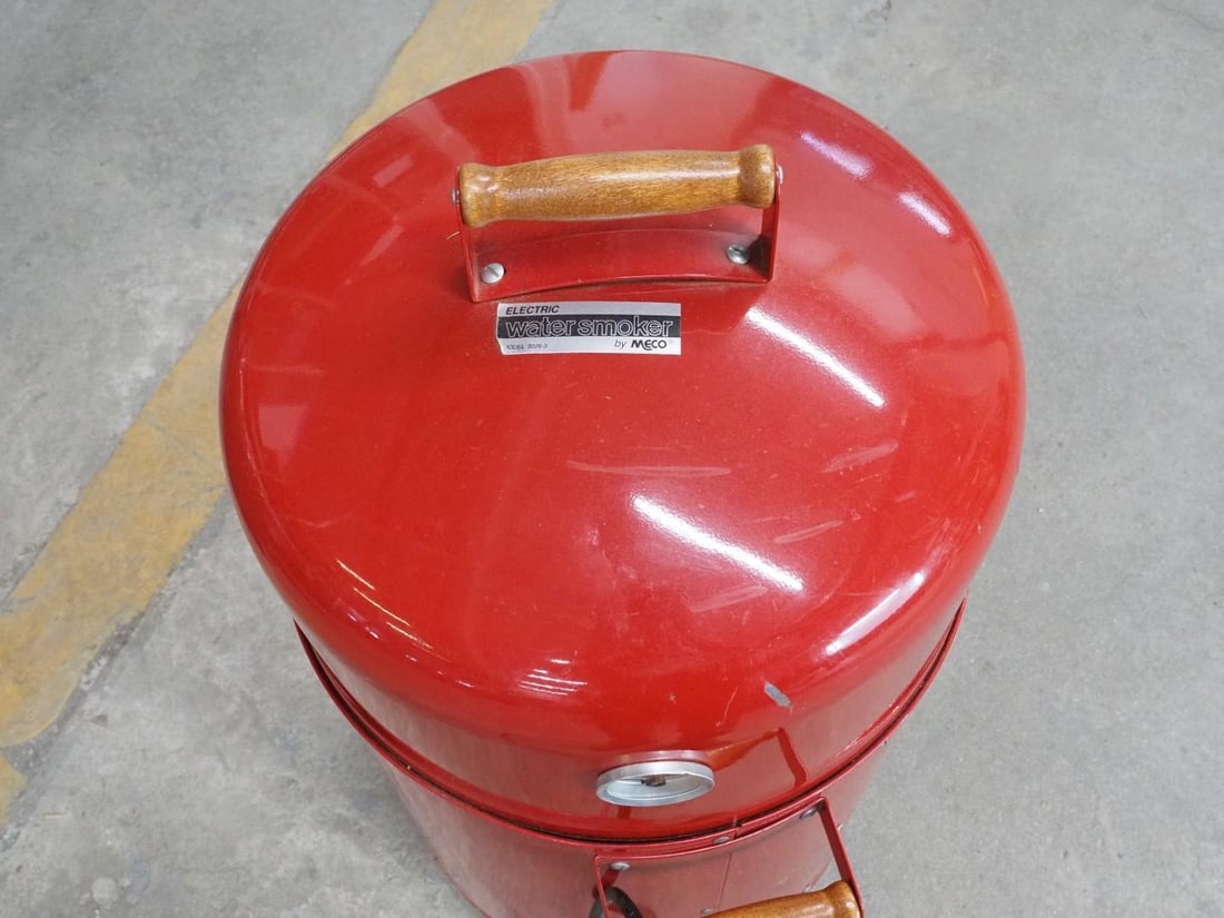Meco 5026-3 Electric Smoker - 5