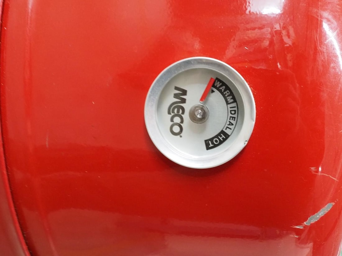 Meco 5026-3 Electric Smoker - 9