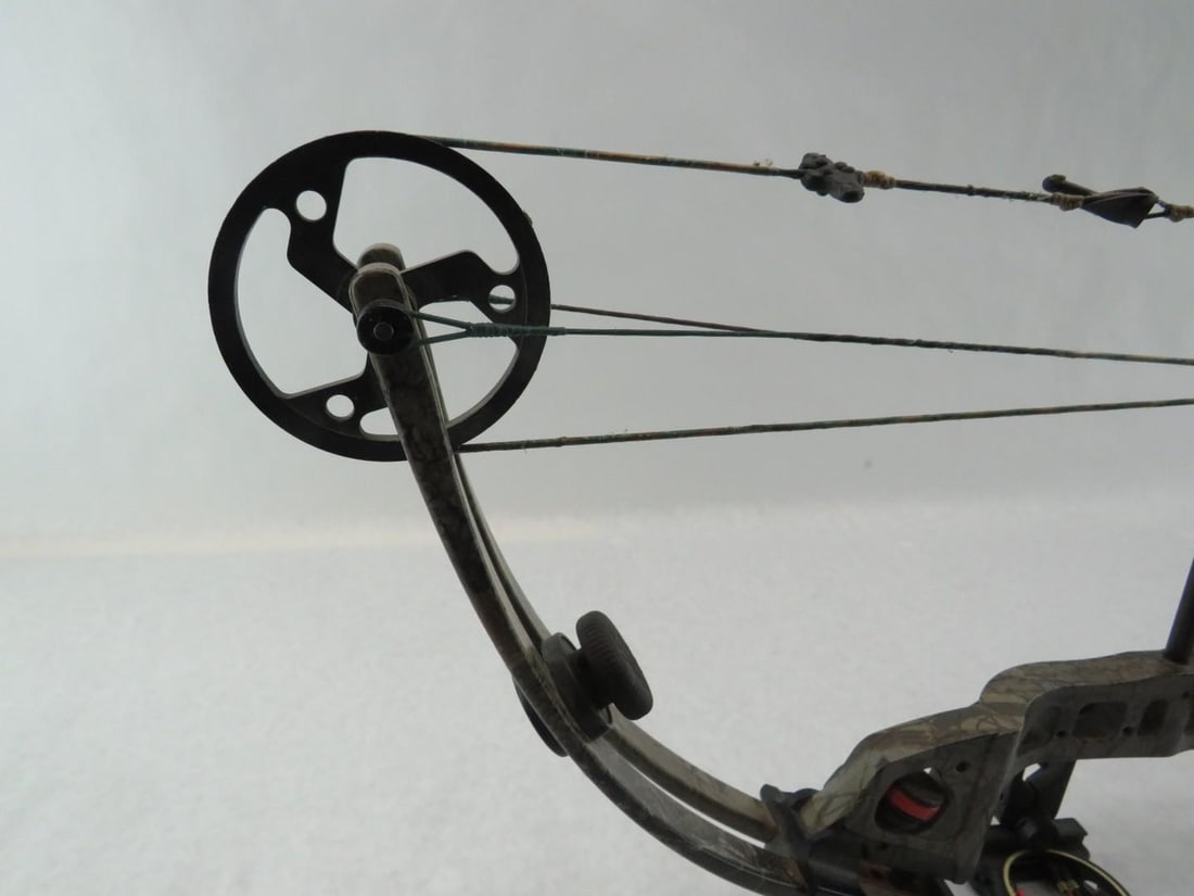 Buckmasters Generation Compound Bow - 7