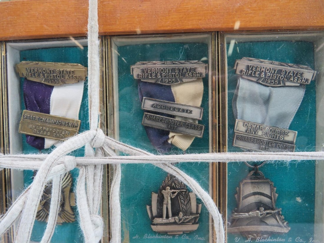 (28) Piece V.H. Blackinton Salesman's Shooting Medal Display - 6