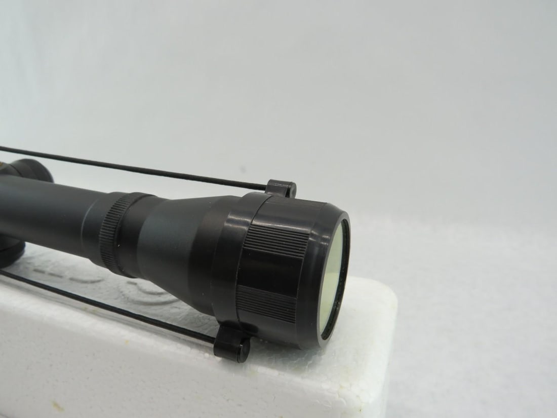 Simmons 8-Point 4x32 Scope - 7