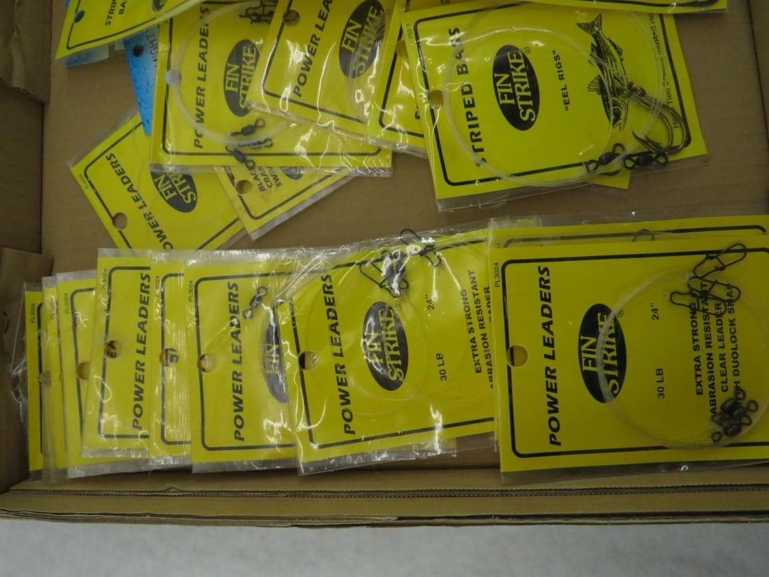 (20+/-) Fin Strike Salt Water Power Lurers & Hooks - 6