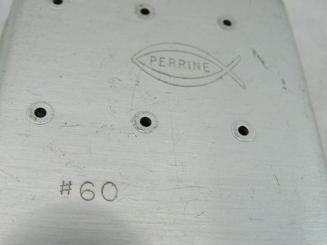 (25+/-) Tied Flies w/ Case - 5