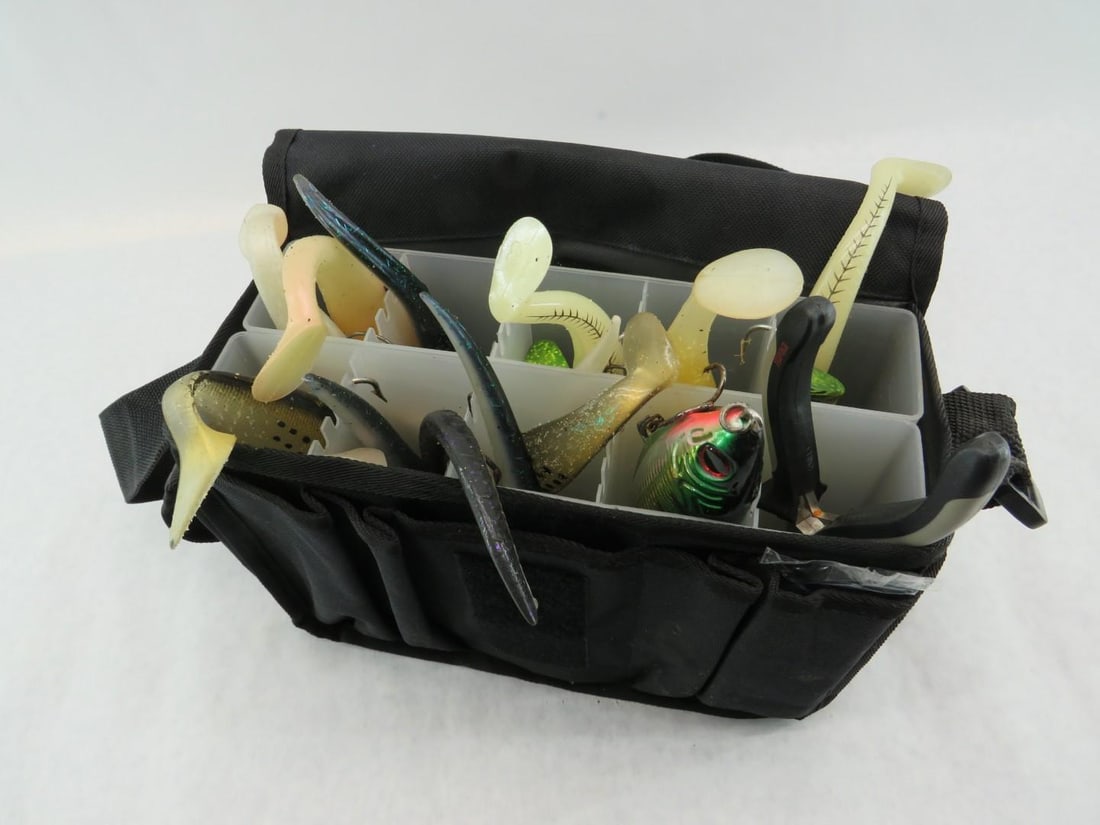 L.L Bean Surf Bag W/ (17) Saltwater Soft Tail Lures - 9