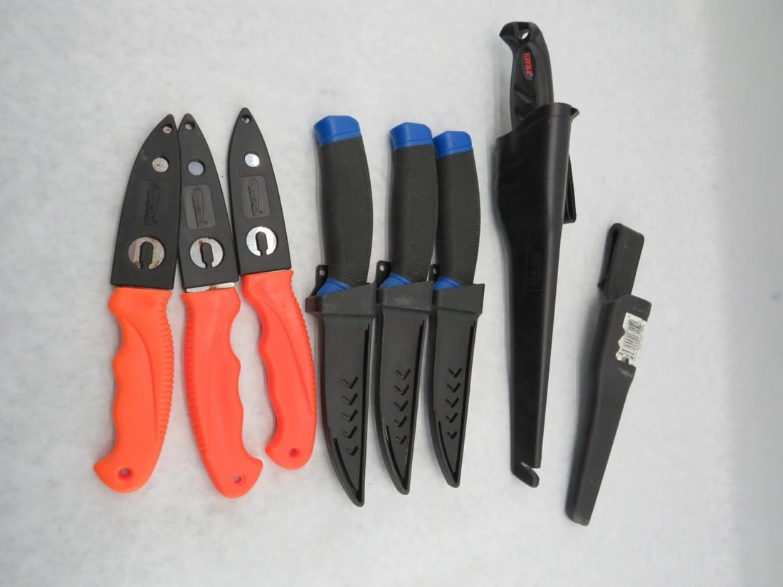 (7) 4" & 3" Bait Knives: (7) 4" & 3" Bait Knives 
