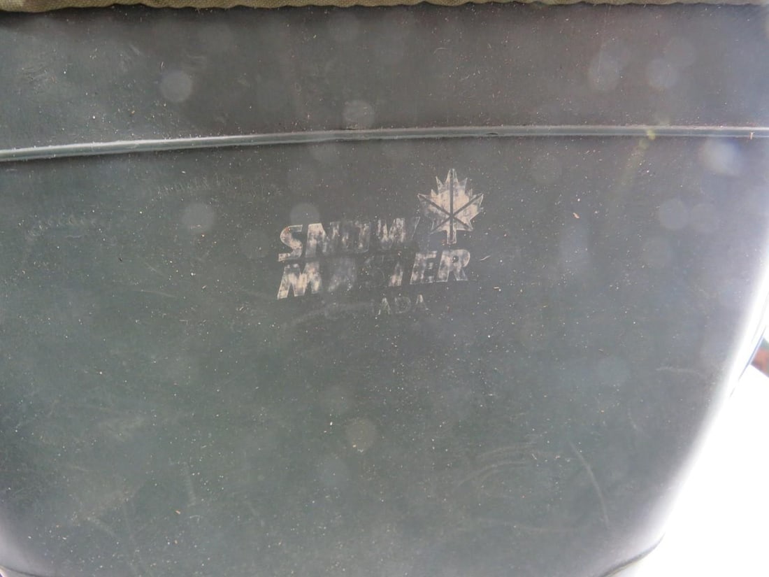 Igloo Cooler & Canvas Tote Bag - 6