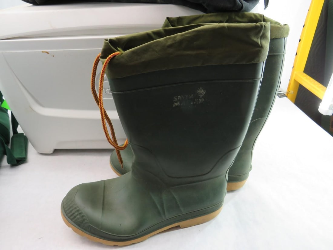 Igloo Cooler & Canvas Tote Bag - 7