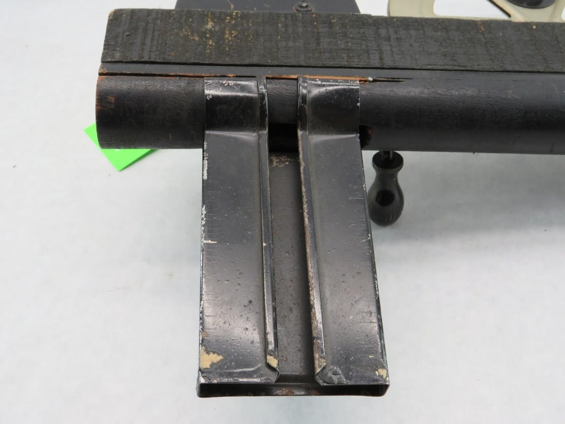 Antique A.C. Gilbert Toy Machine Gun - 8