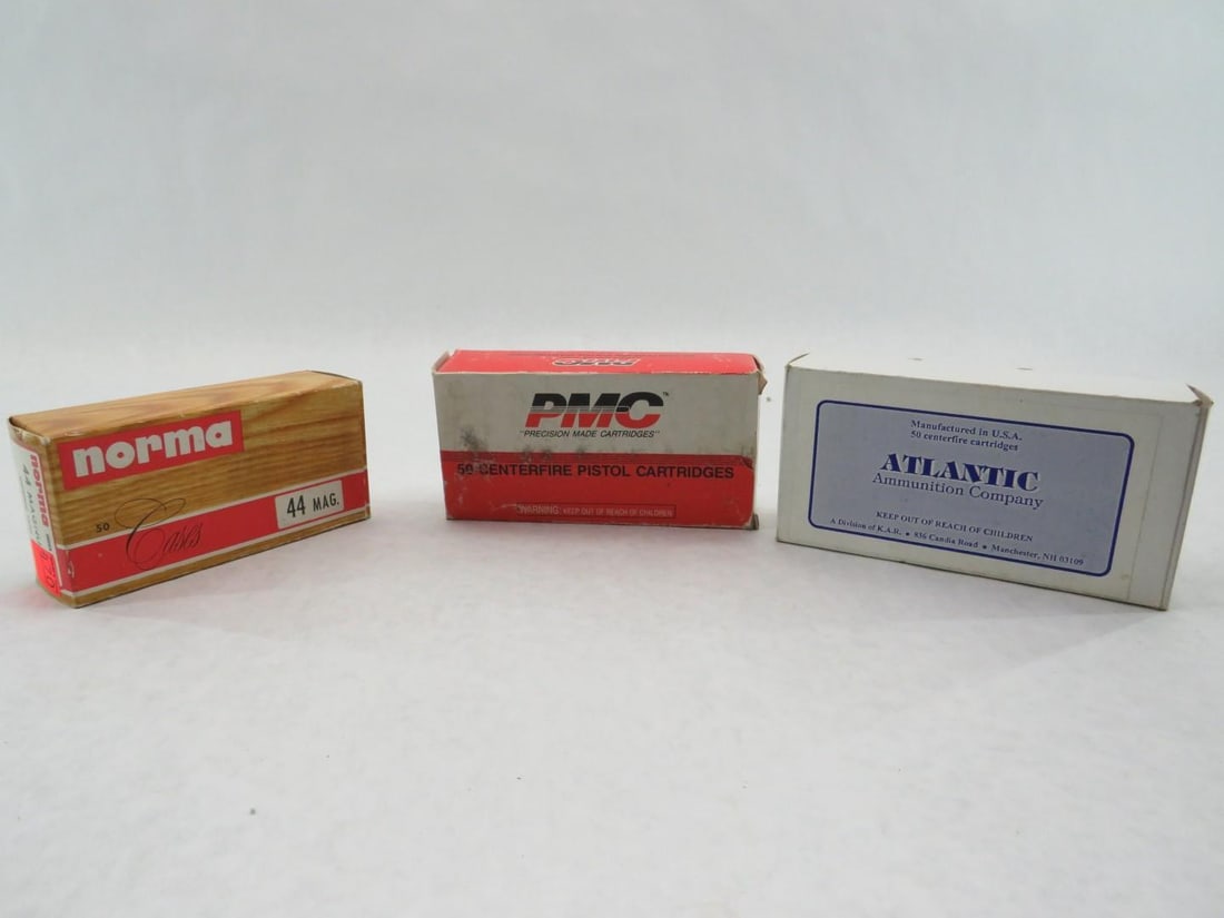 (67) .44 Magnum Cartridges & (83+/-) Brass: (67) .44 Magnum Cartridges & (83+/-) Brass 