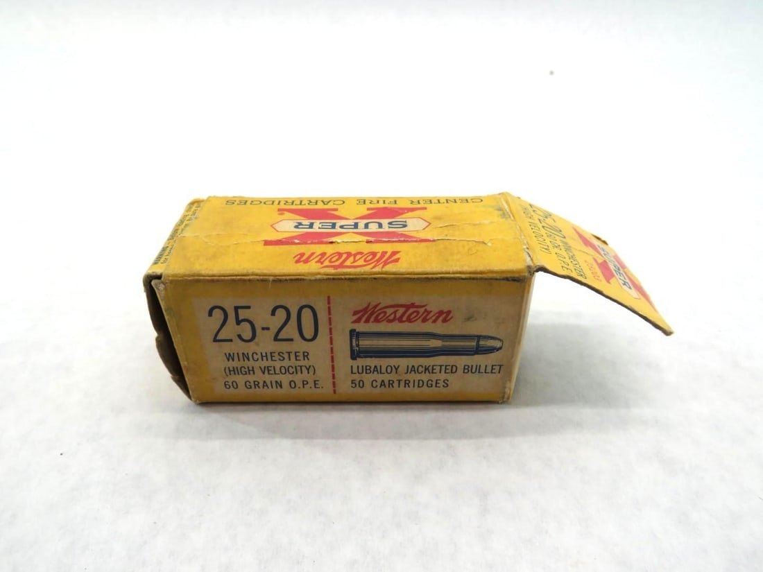 Vintage Box Western Super "X" 25-20 Cartridges: (40+/-) cartridges, high velocity lubaloy jacketed bullets **some damage to box and tender** 
