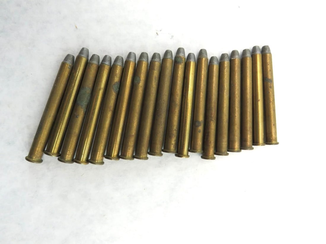 (18) .25-25 Stevens Cartridges: (18) .25-25 Stevens Cartridges 