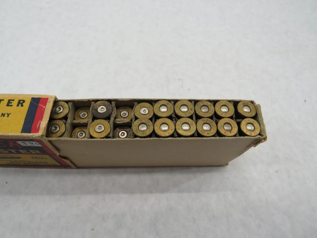 Vintage Box Winchester .32-40 Cartridges - 10