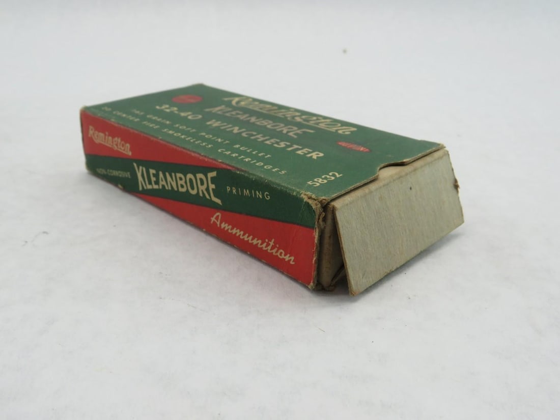 (2) Vintage Boxes Remington .32-40 Winchester Boxes W/ Cartridges - 12