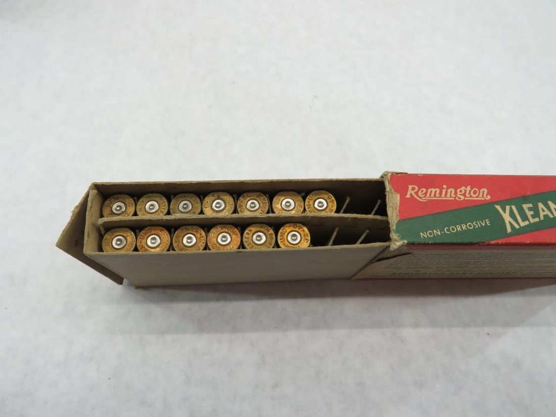 (2) Vintage Boxes Remington .32-40 Winchester Boxes W/ Cartridges - 17