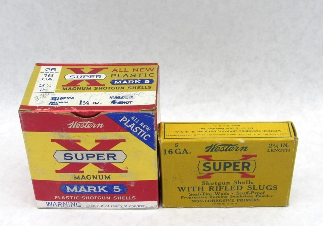 (30) Western Super-X Shotgun Shells: (1) Vintage Box of 5 