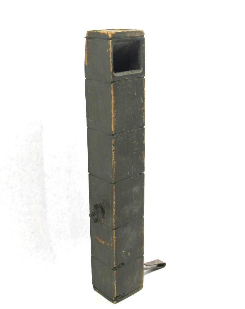 WW11 Trench Periscope: 14.5"L, Corner damage 