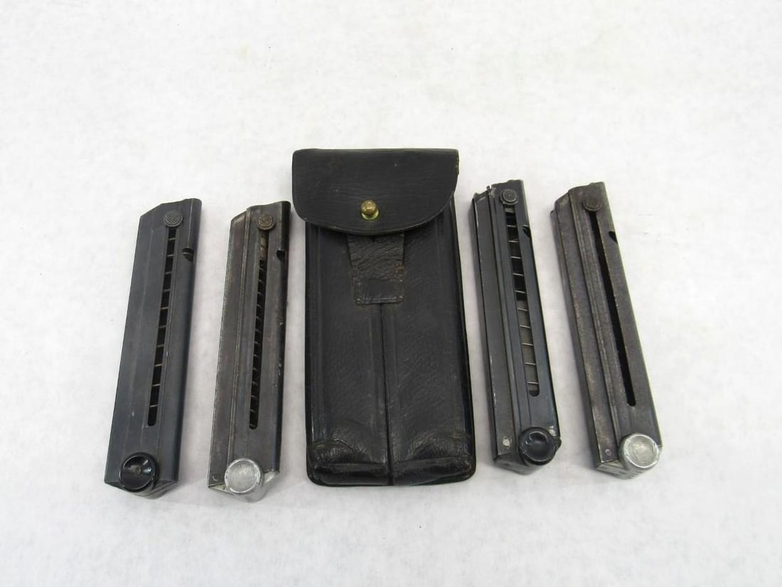 (6) Luger 9mm Magazines, w/Double Mag Pouch: (6) Luger 9mm Magazines, w/Double Mag Pouch 