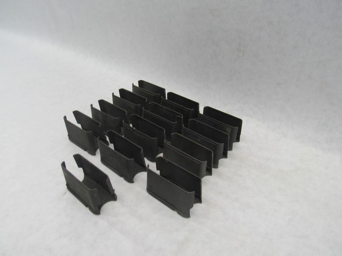 (13) Vintage M1 Garand Clips - 3