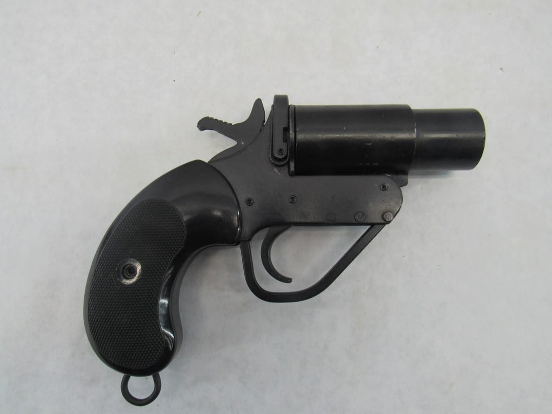 Flare Gun w/ Flares - 4