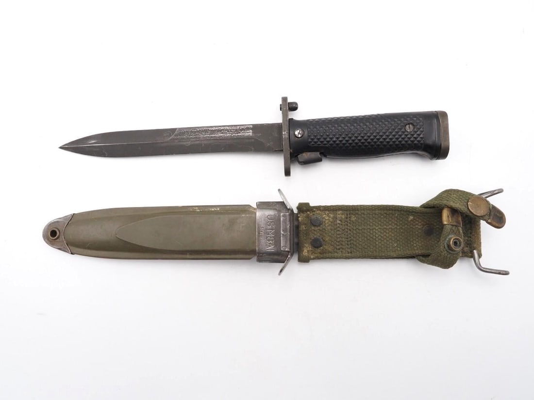 US M5A1 Knife w/ U.S. M8 1 Sheath (1 of 6)