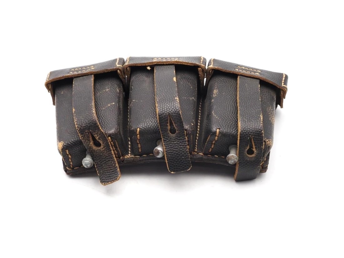 Late- War German K98 Ammo Pouch - 4