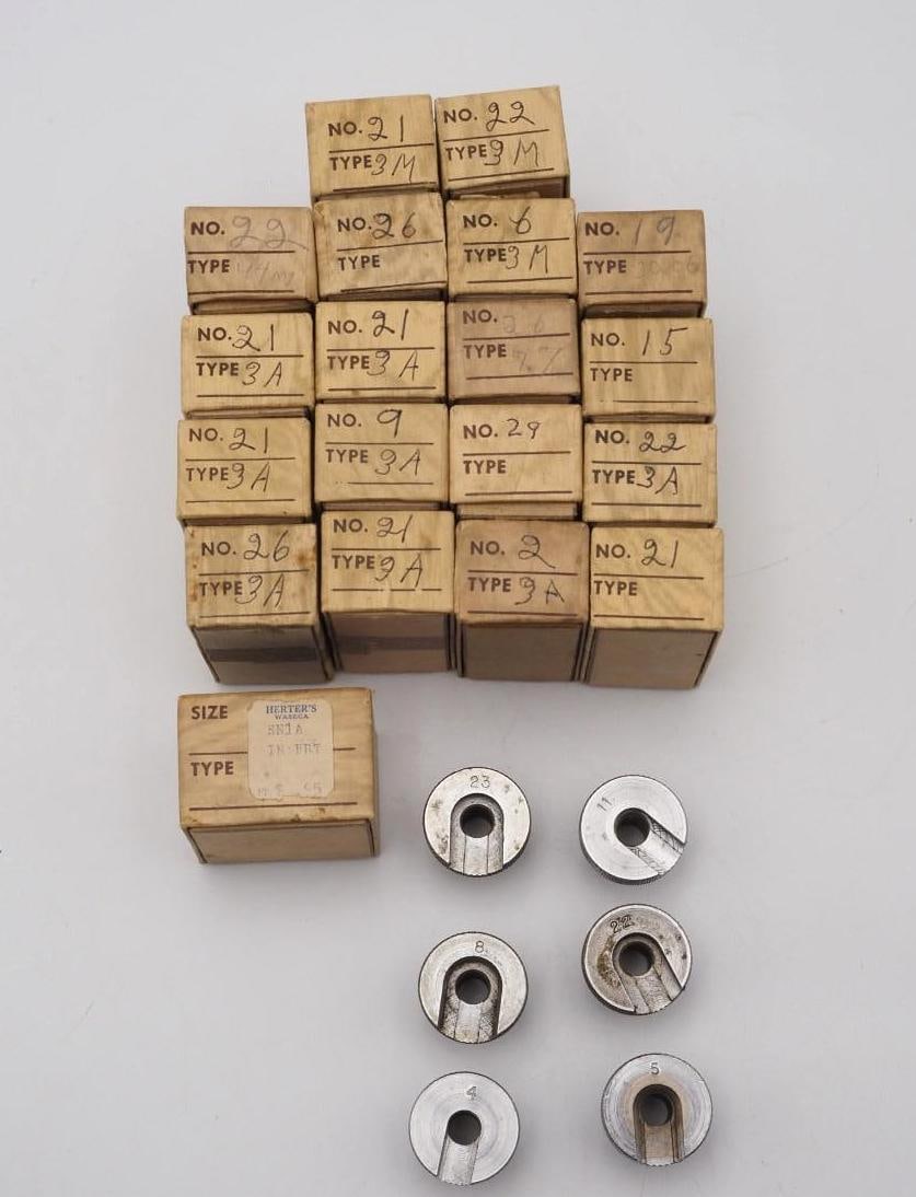 (25) Herter's Inc Shell Holders: (25) Herter's Inc Shell Holders 