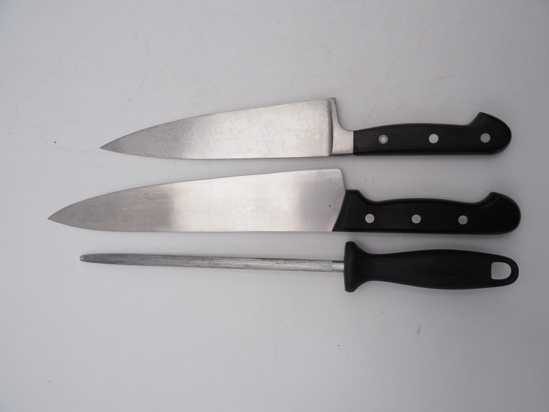 Henckels Classic Chef's Knife & Henckels Steel - 3