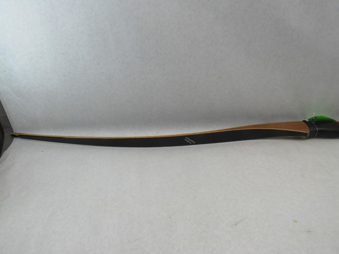 Vintage Dan Quillian's Archery Traditions Long Bow w/Arrows - 4