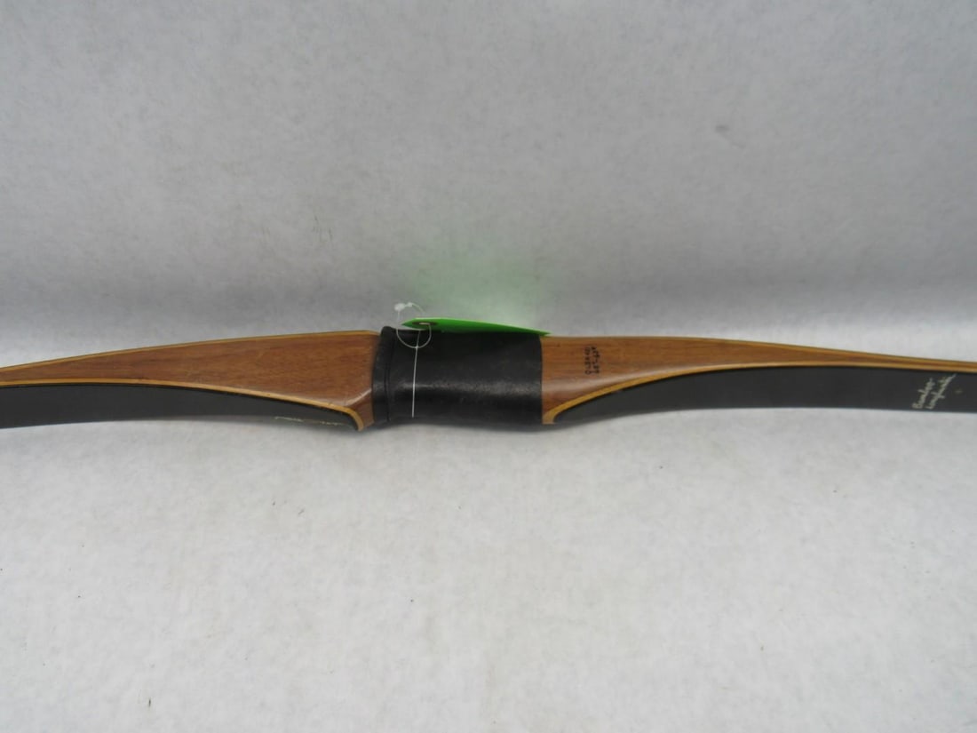 Vintage Dan Quillian's Archery Traditions Long Bow w/Arrows - 6