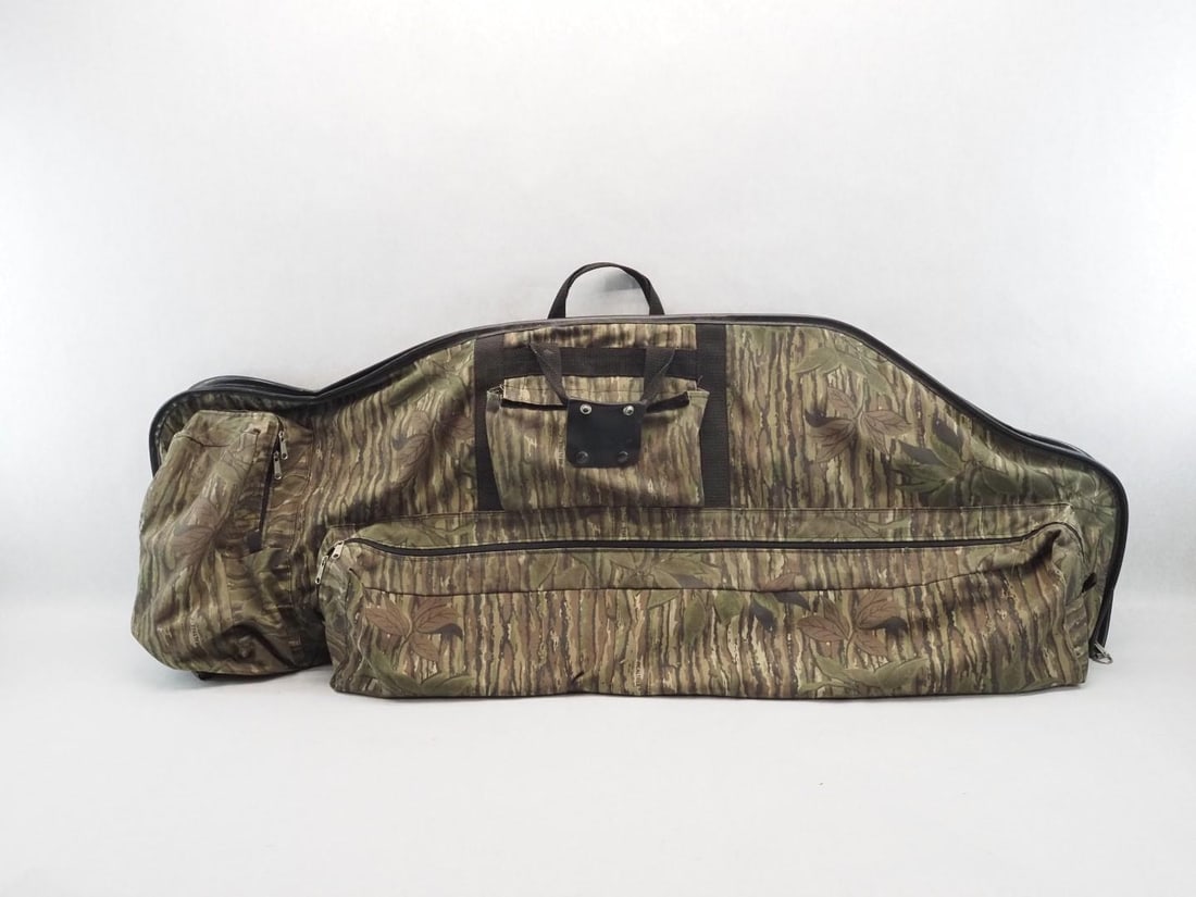 Hoyt Carbinite XL Compound Bow w/ Bag - 14