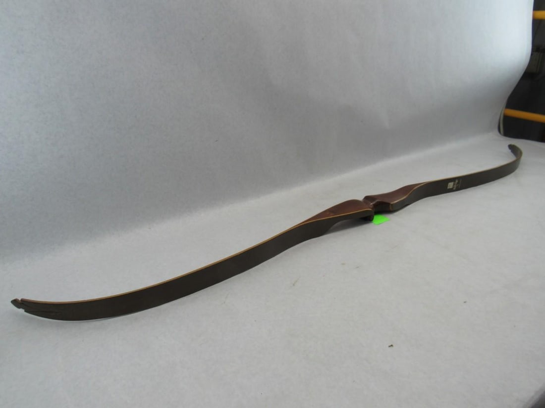 Vintage Indian Archery "Savage" Recurve Bow - 10