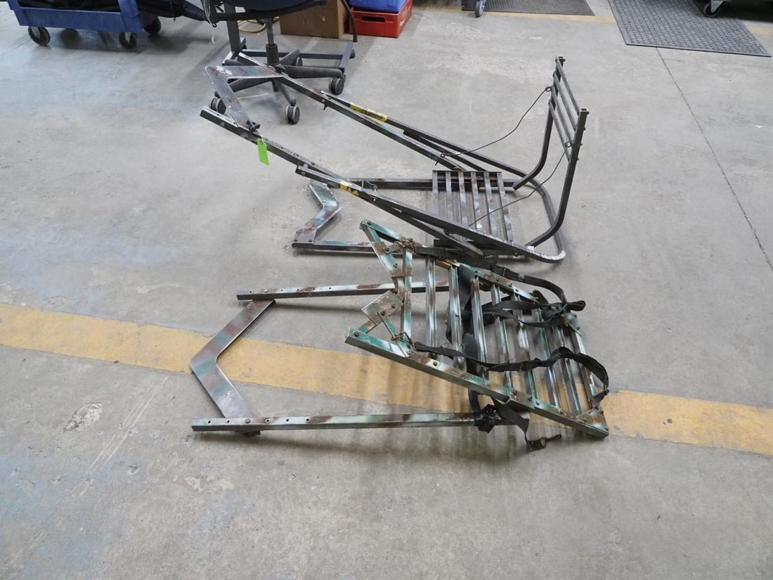 Climbing Tree Stand - 4