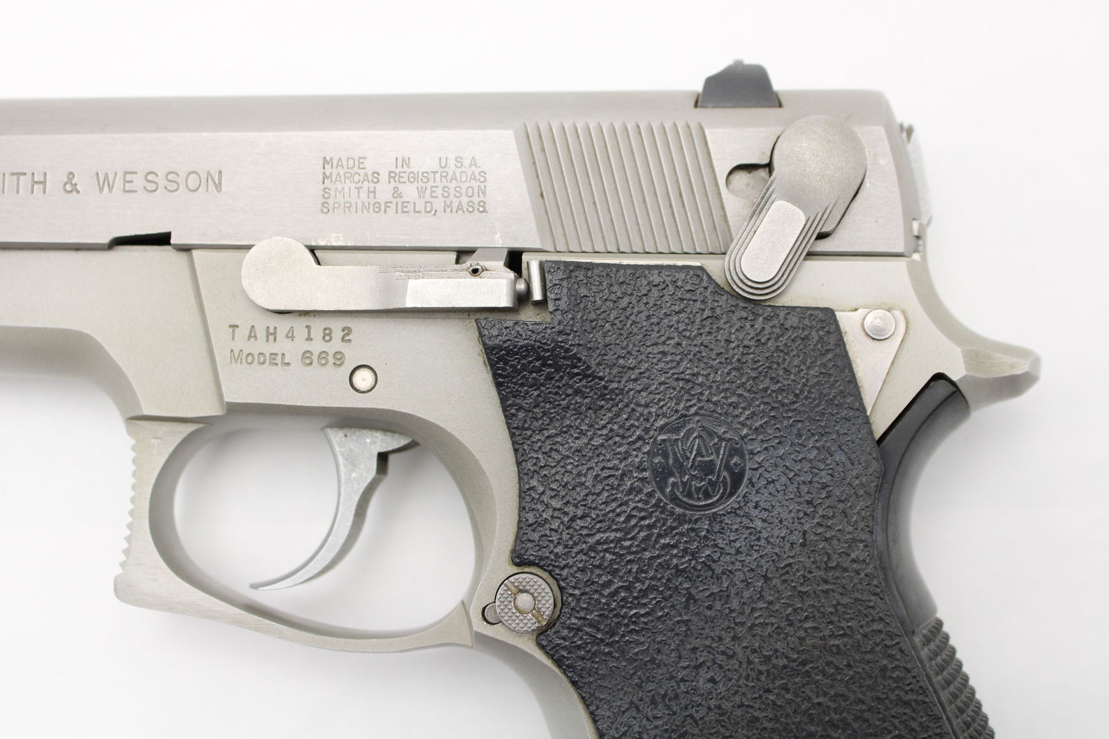 Smith & Wesson Model 669 Semi Automatic Pistol - 11