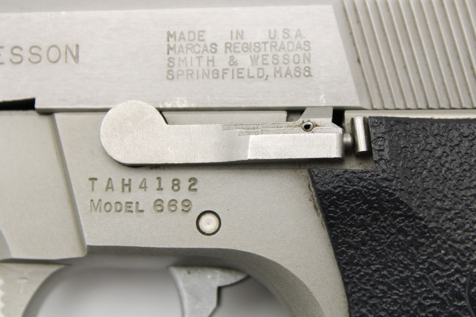 Smith & Wesson Model 669 Semi Automatic Pistol - 13