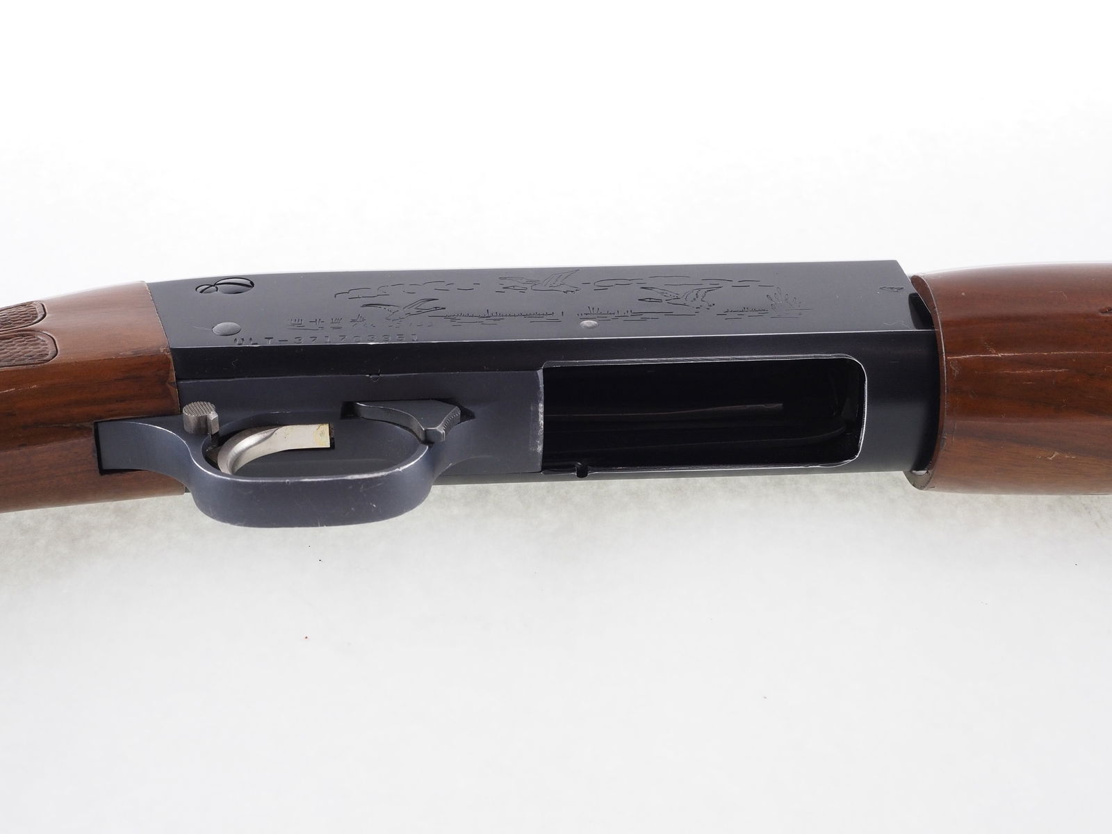 Ithaca Model 37 Ultra-Featherweight Slide Action Shotgun - 10